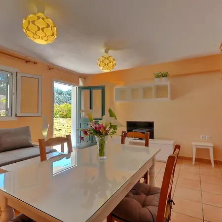 Galazio Sunset Villas Gaios Room photo